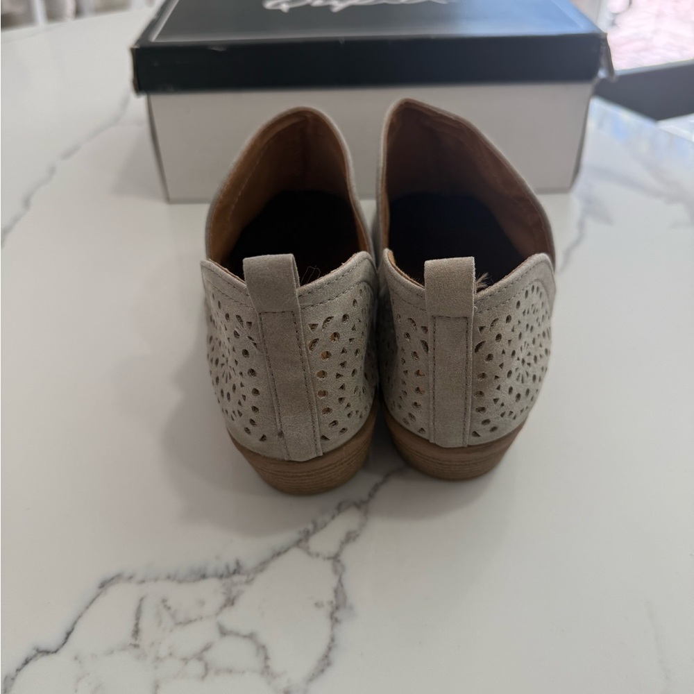 Qupid Light Gray Perforated Suede Ankle Booties - Picture 5 of 8